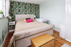 CHURCHILL CLOSE- click for photo gallery